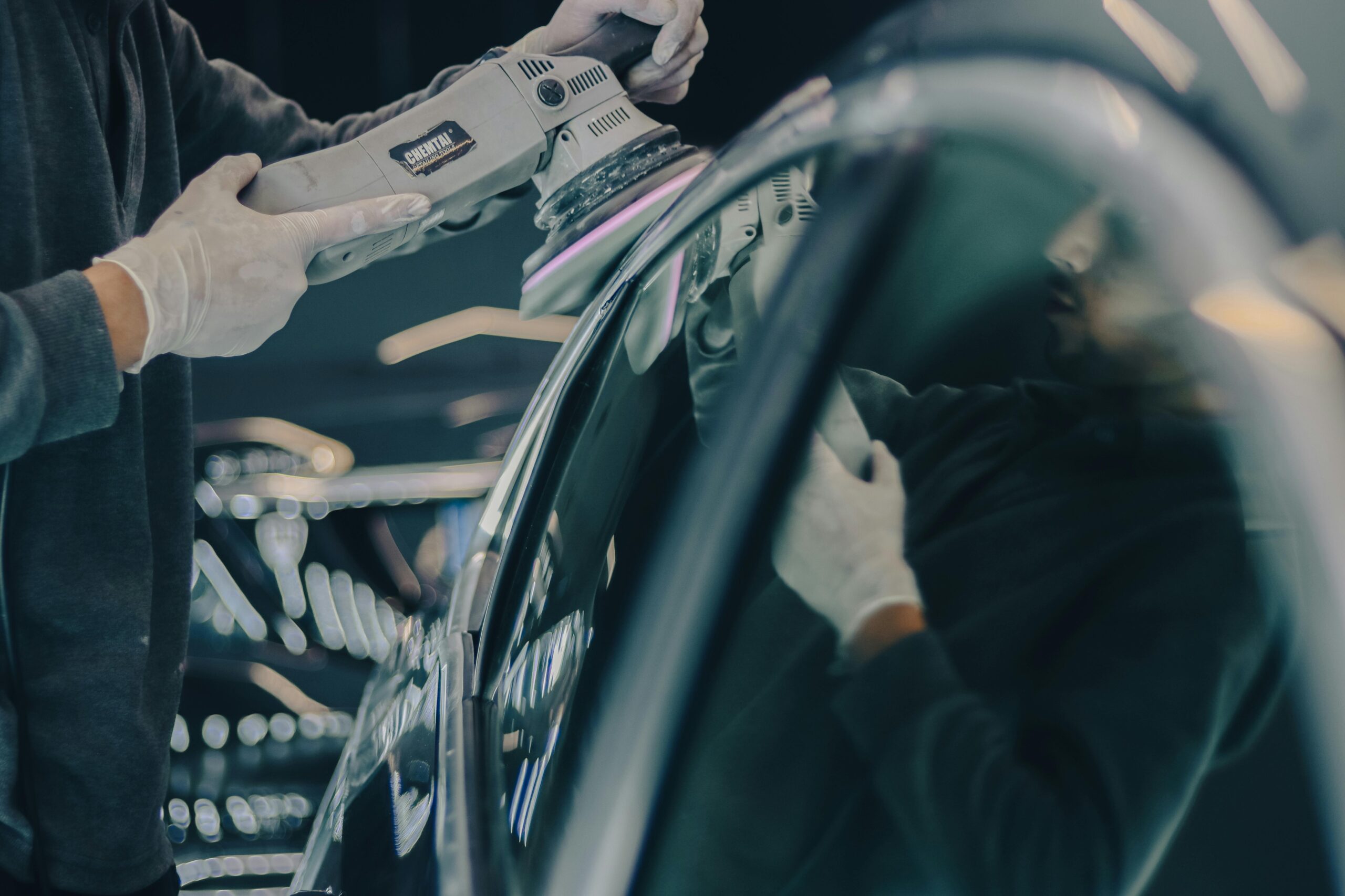 Auto polieren: zo geef je je wagen een stralende en beschermde lak
